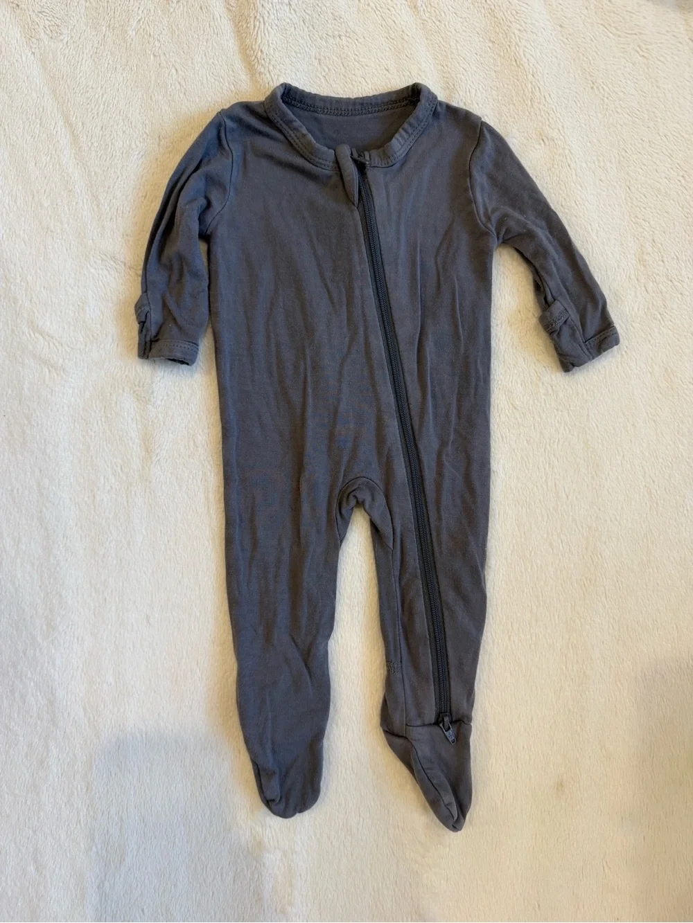 Bundle of Kyte Baby Sleepers